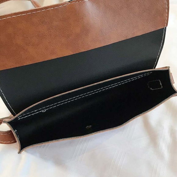 🌿Boho Buckle Bag🌿LAST ONE - Picture 5 of 6